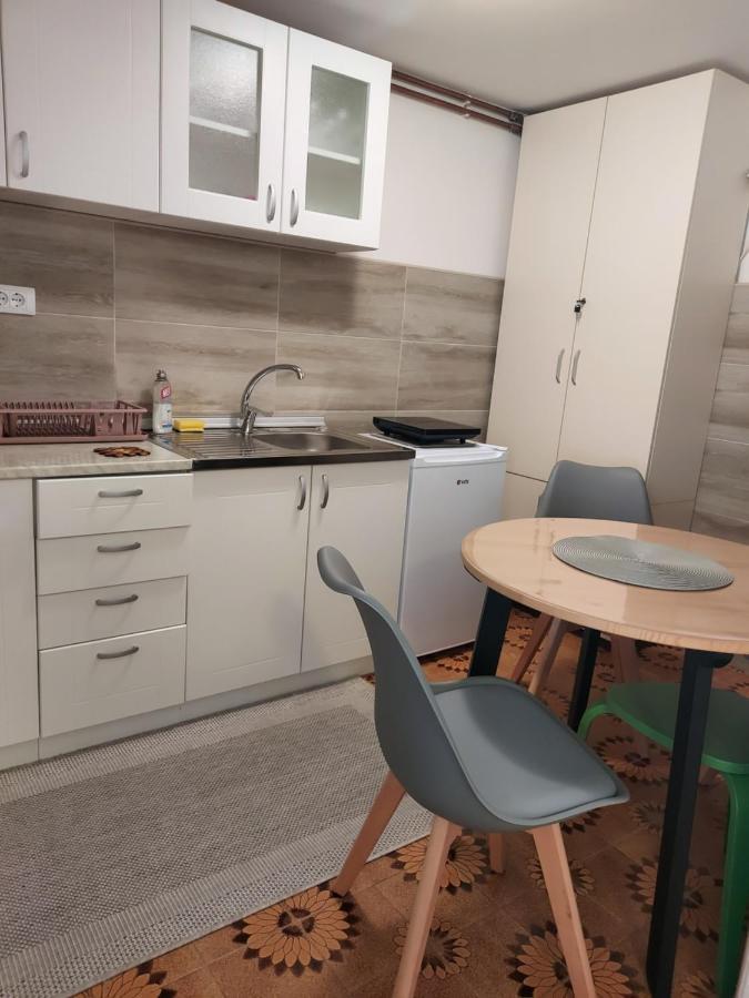 Apartment Holiday วรินรัชกา บานยา ภายนอก รูปภาพ