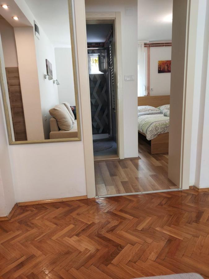 Apartment Holiday วรินรัชกา บานยา ภายนอก รูปภาพ