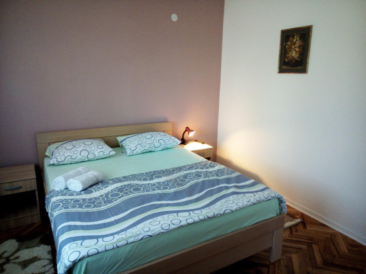 Apartment Holiday วรินรัชกา บานยา ภายนอก รูปภาพ