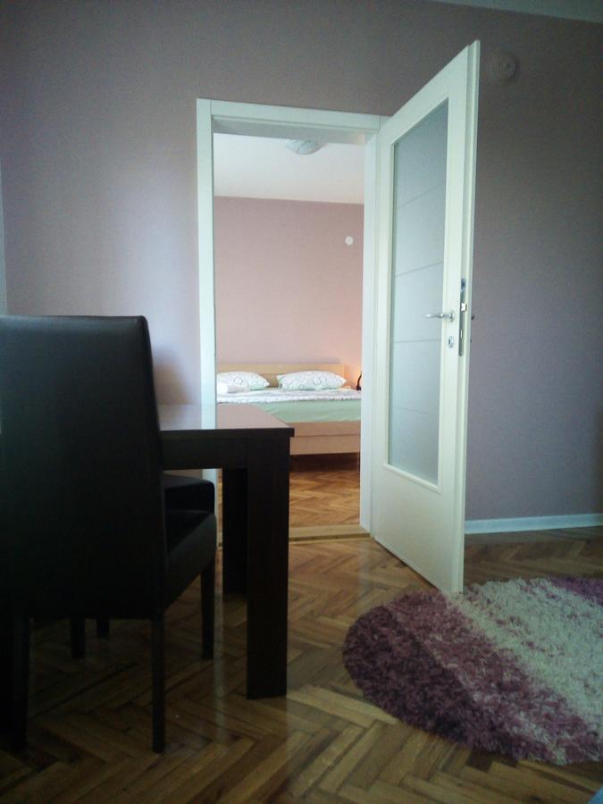 Apartment Holiday วรินรัชกา บานยา ภายนอก รูปภาพ