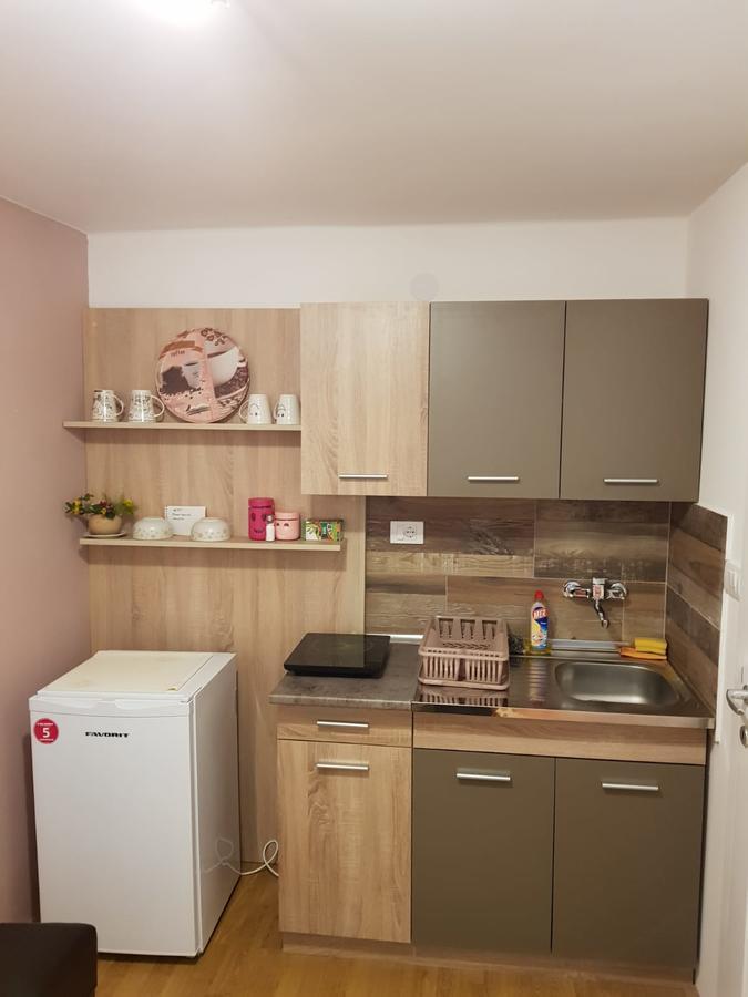 Apartment Holiday วรินรัชกา บานยา ภายนอก รูปภาพ
